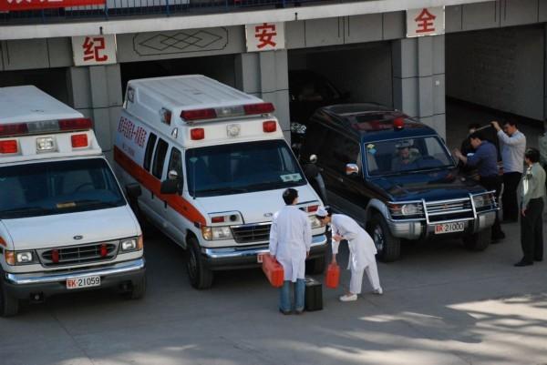 郧西县救护车转院